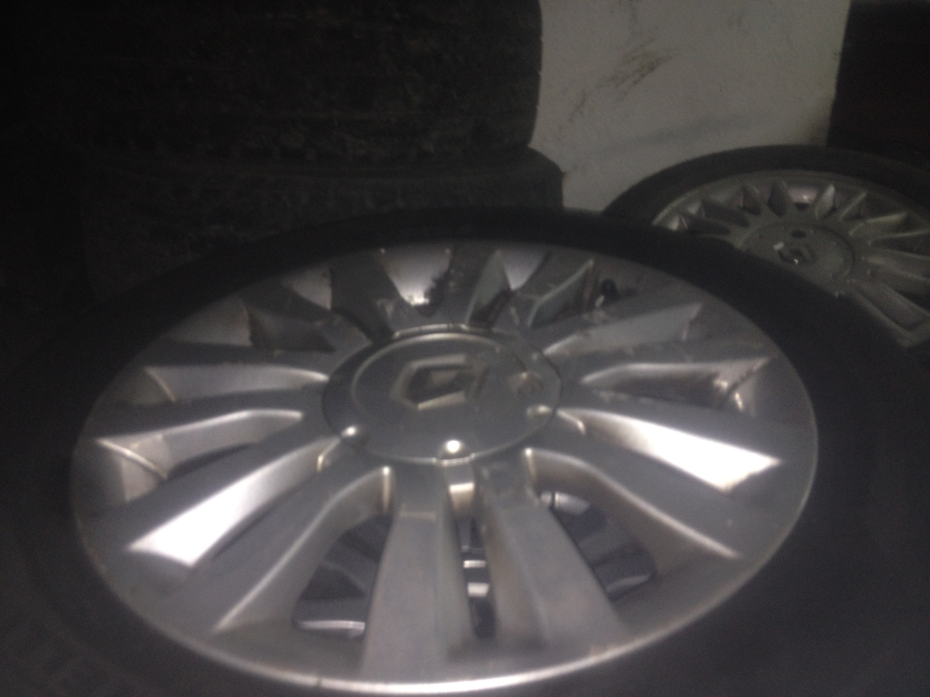 Renault clio hatcback çelik jant Renault clio hatcback çelik jant