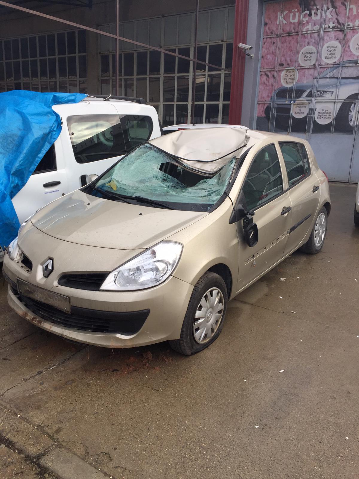 Renault clio 3 parça olarak satılık Renault clio 3 parça olarak satılık