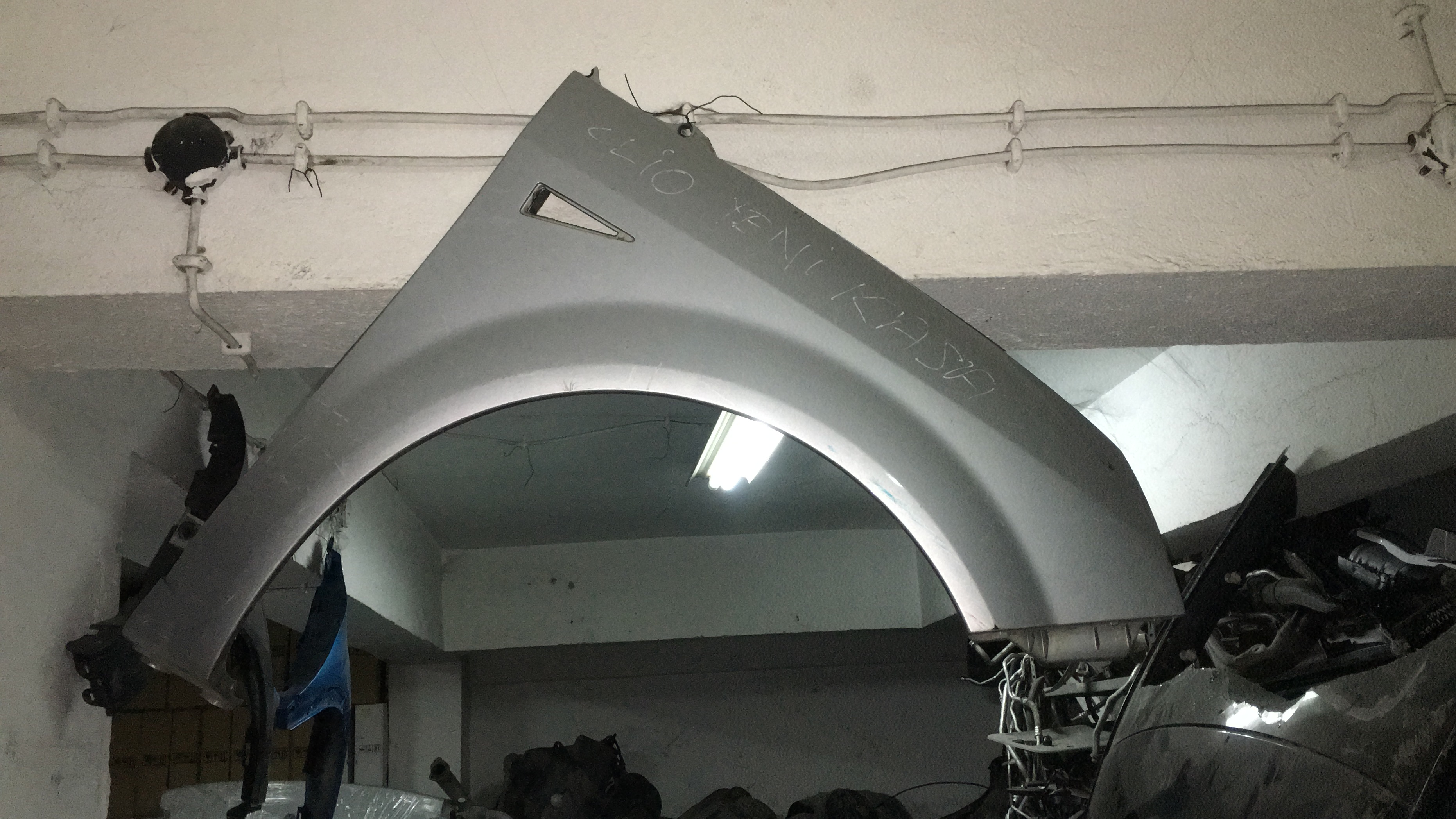 Renault scenic sağ çamurluk Renault scenic sağ çamurluk