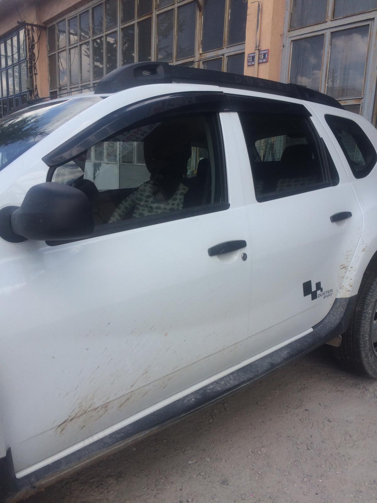 dacıa duster sol kapı dacıa duster sol kapı