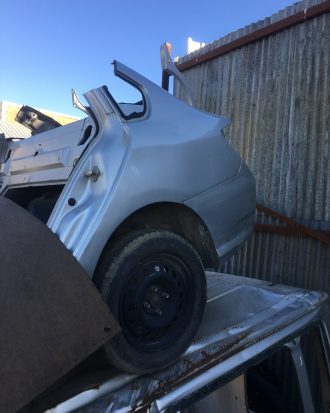 Renault symbol çıkma komple arka