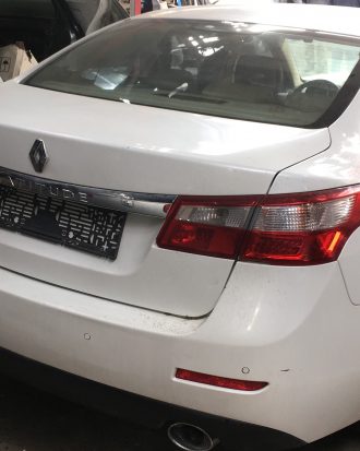 Renault latitude çıkma parça olarak satılık
