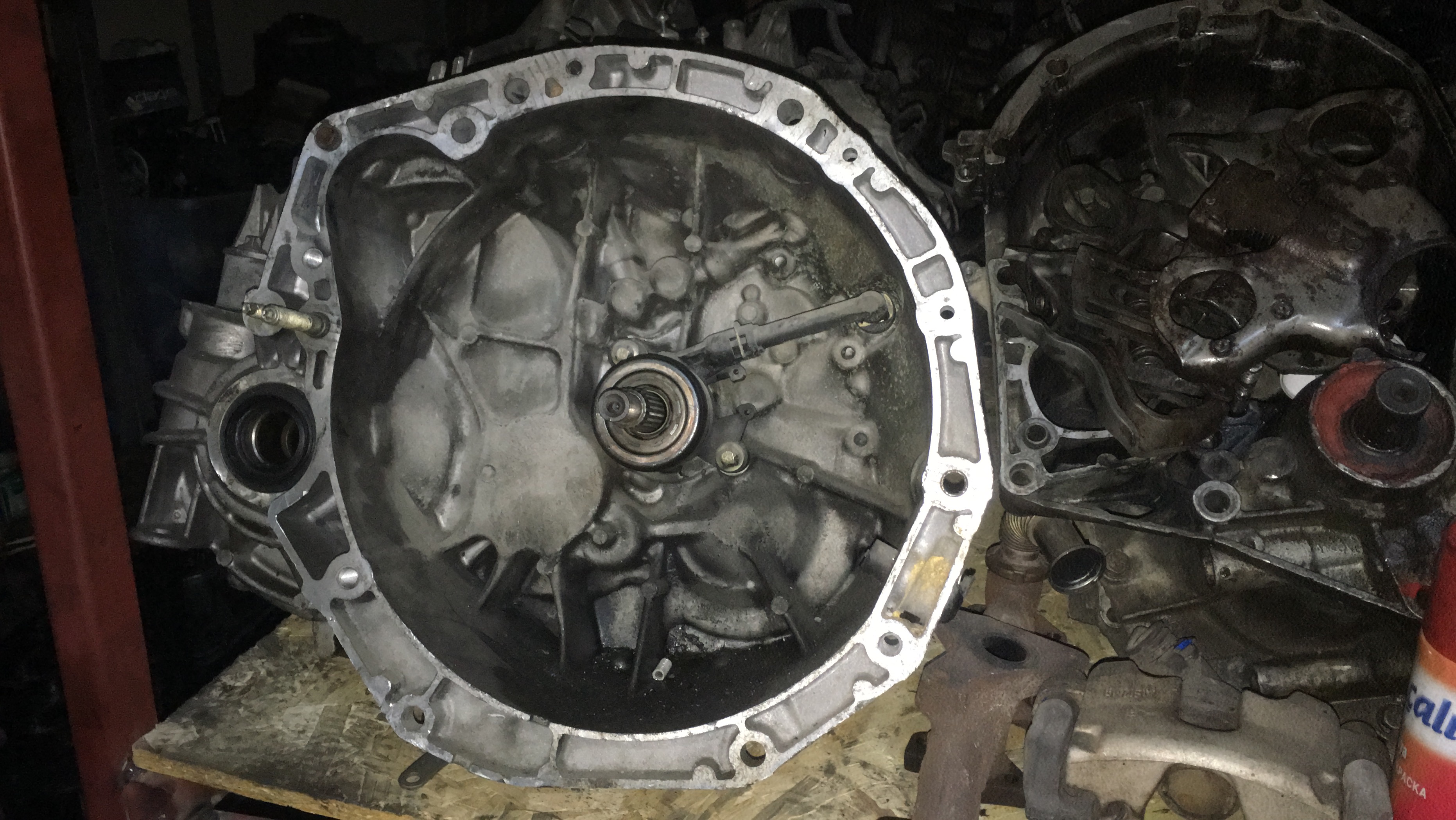 Renault megane 2 RS çıkma şanzıman komple Renault megane 2 RS çıkma şanzıman komple