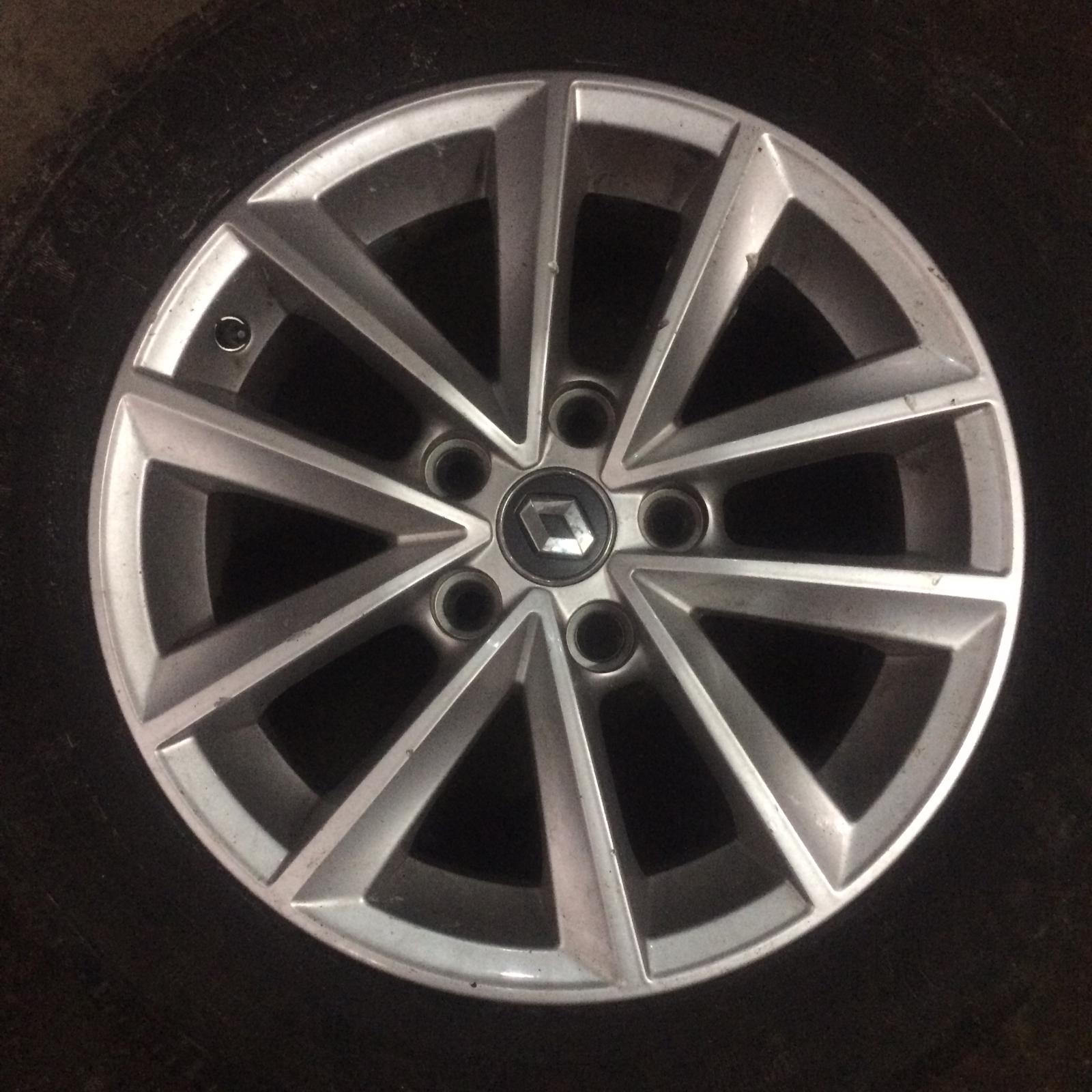 Renault megane 4 çıkma sökme çelik jant Renault megane 4 çıkma sökme çelik jant