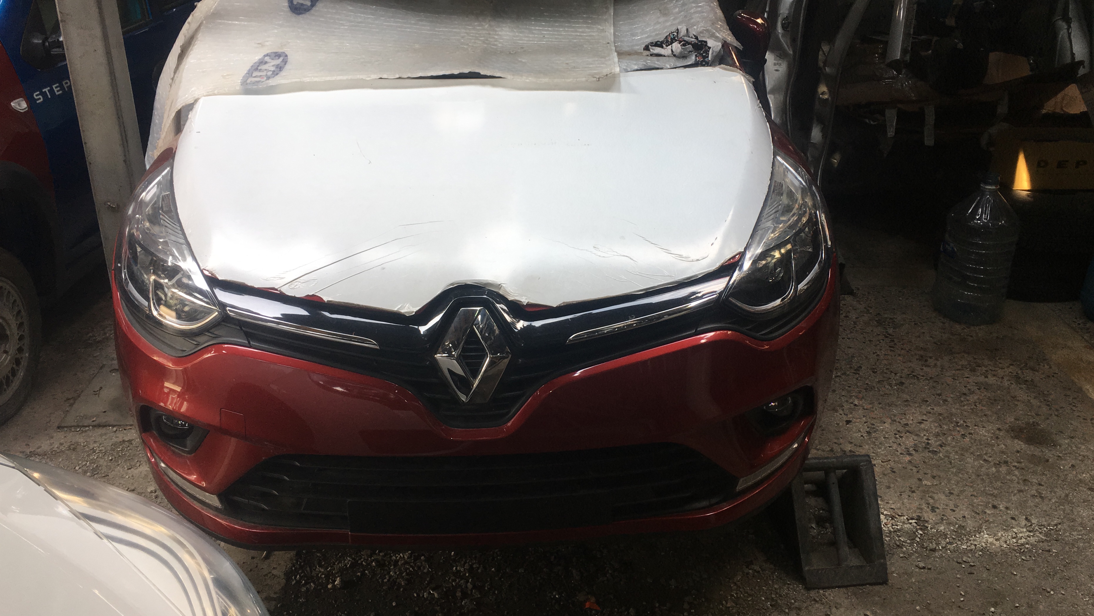 Renault clio 4 çıkma sökme komple ön Renault clio 4 çıkma sökme komple ön