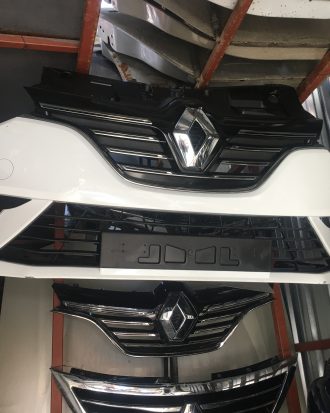 Renault megane 4 çıkma sökme ön tampon