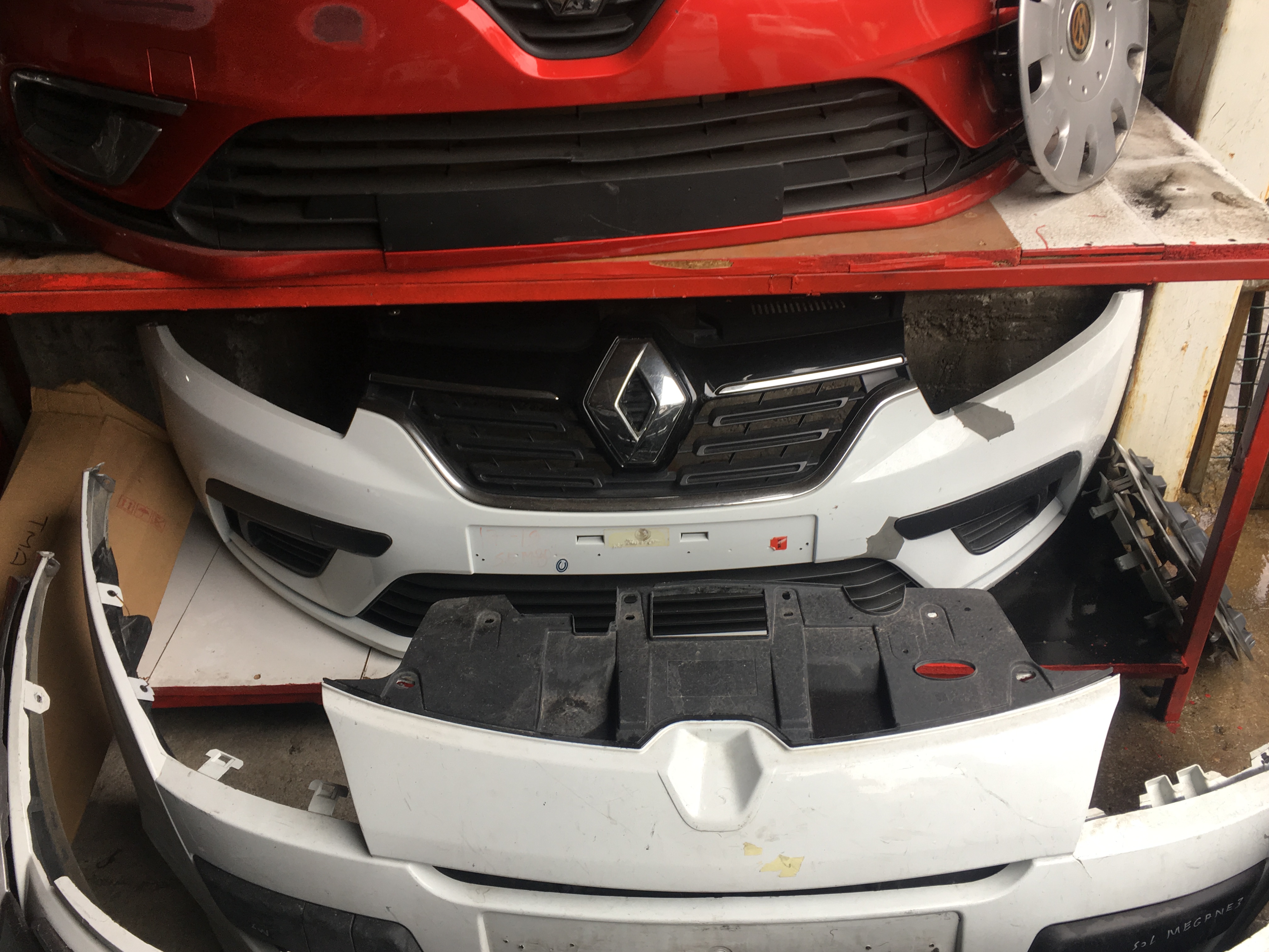 Renault symbol çıkma sökme ön tampon Renault symbol çıkma sökme ön tampon