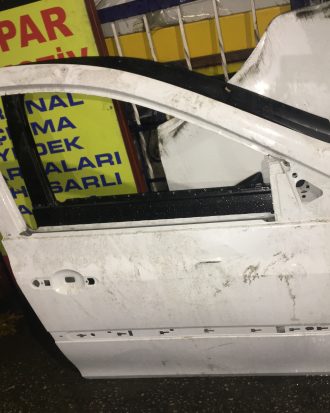 Renault clio 3 çıkma sökme sağ ön kapı