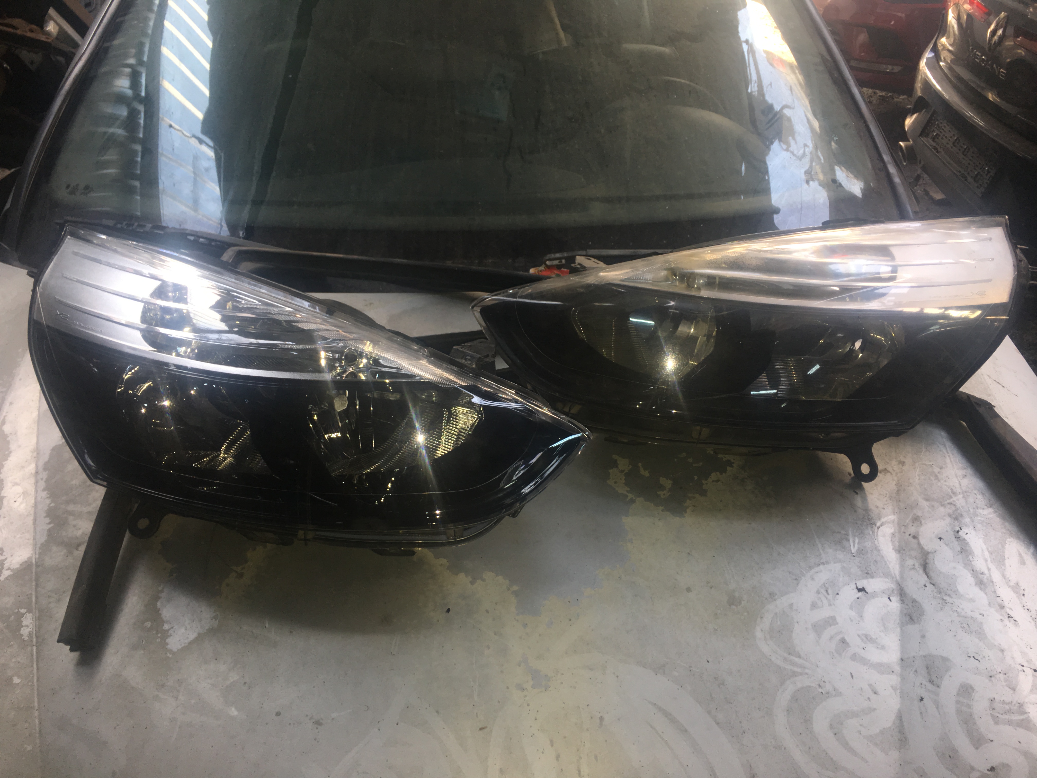 Renault clio 4 çıkma sökme farlar Renault clio 4 çıkma sökme farlar