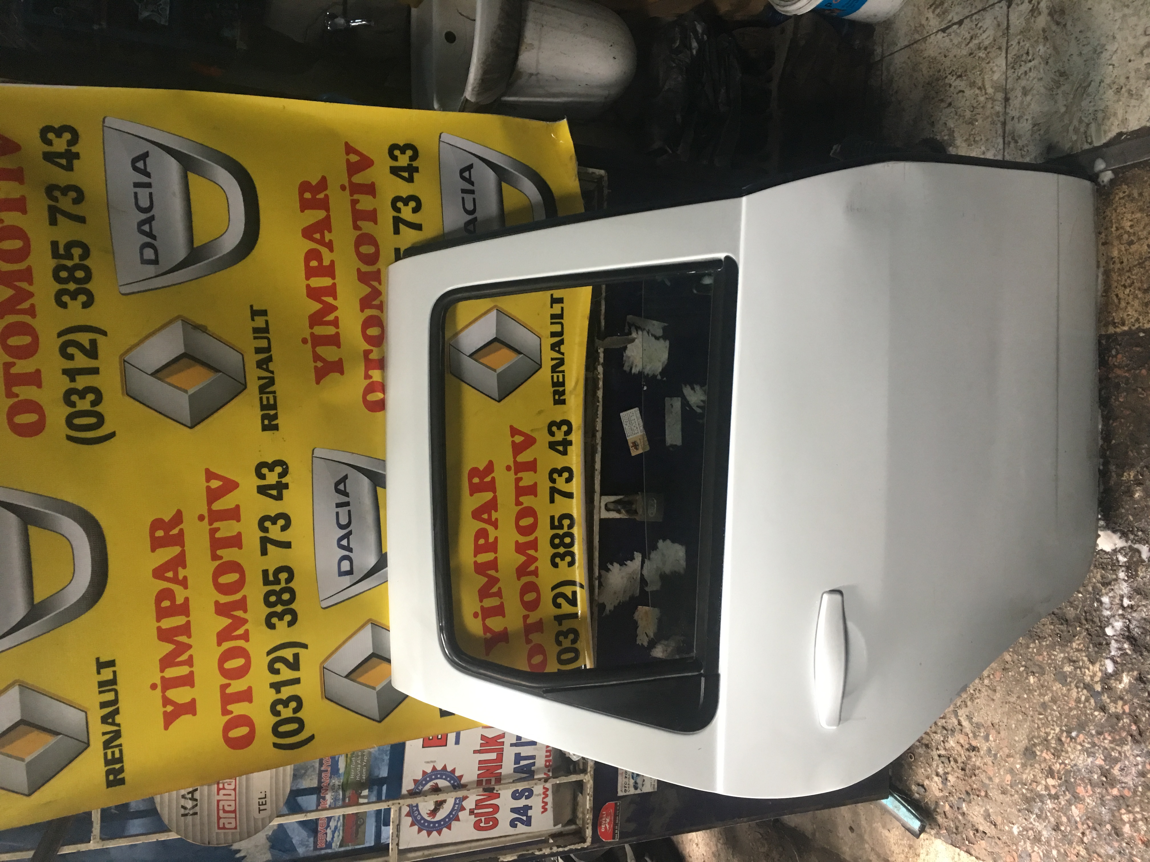 Dacıa duster çıkma sökme sağ arka kapı Dacıa duster çıkma sökme sağ arka kapı