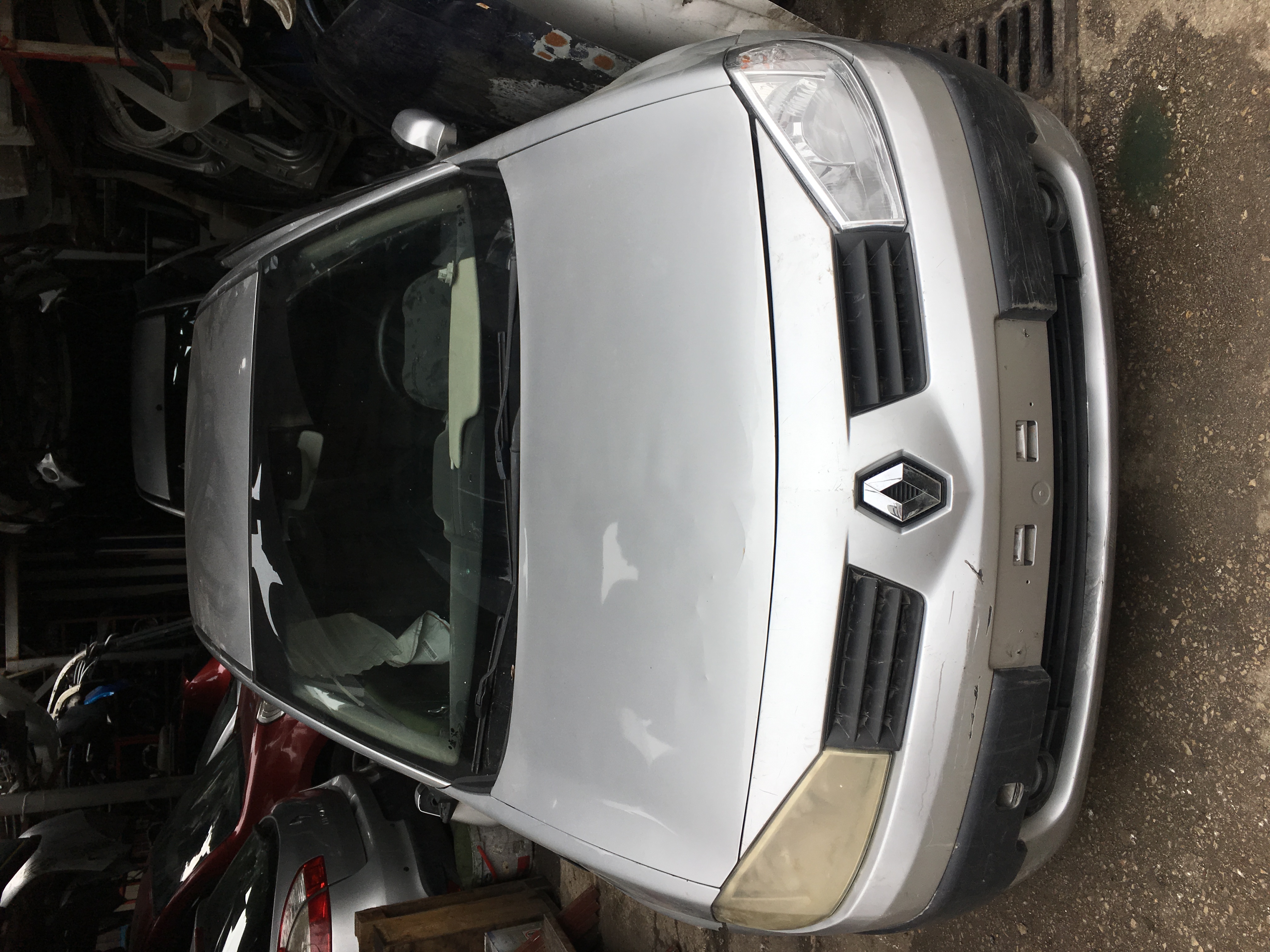 Renault megane 2 çıkma sökme komple ön Renault megane 2 çıkma sökme komple ön