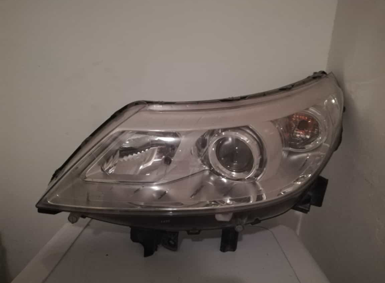 Renault latitude çıkma sökme far Renault latitude çıkma sökme far