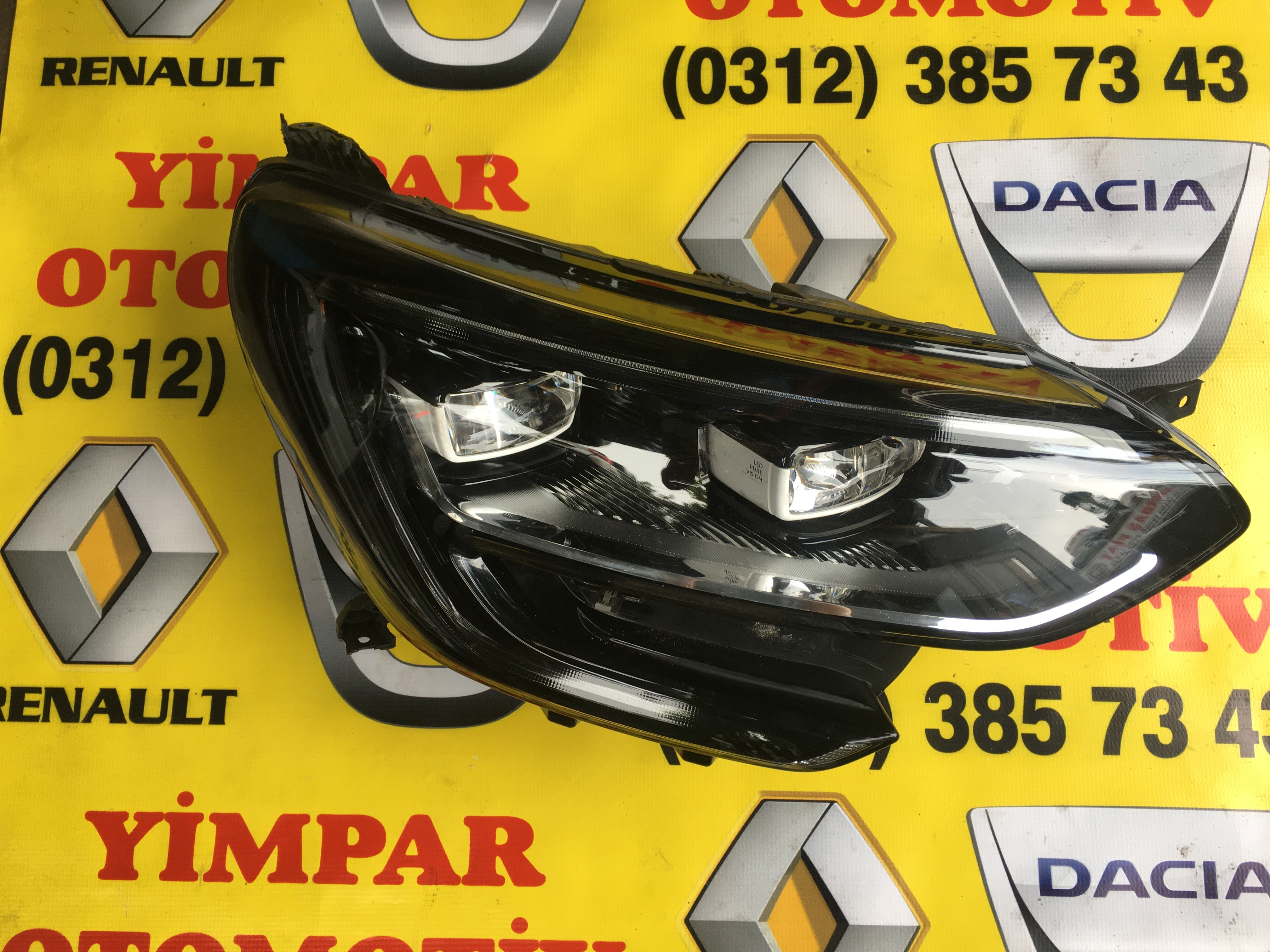 Renault megane 4 çıkma orjinal far Renault megane 4 çıkma orjinal far