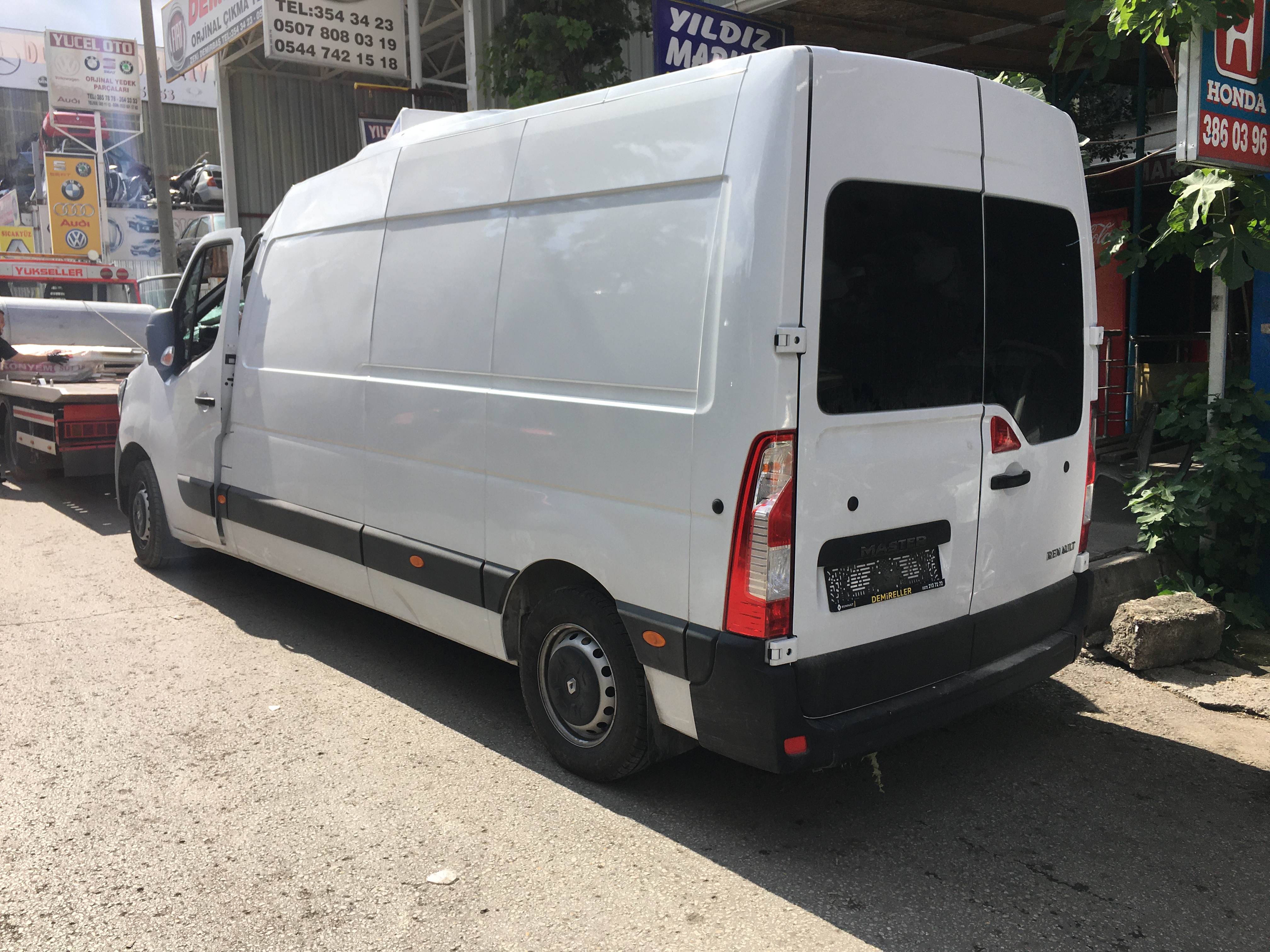 Renault master 4 çıkma parça Renault master 4 çıkma parça