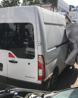 Renault master 4 çıkma hatasız bagaj kapakları