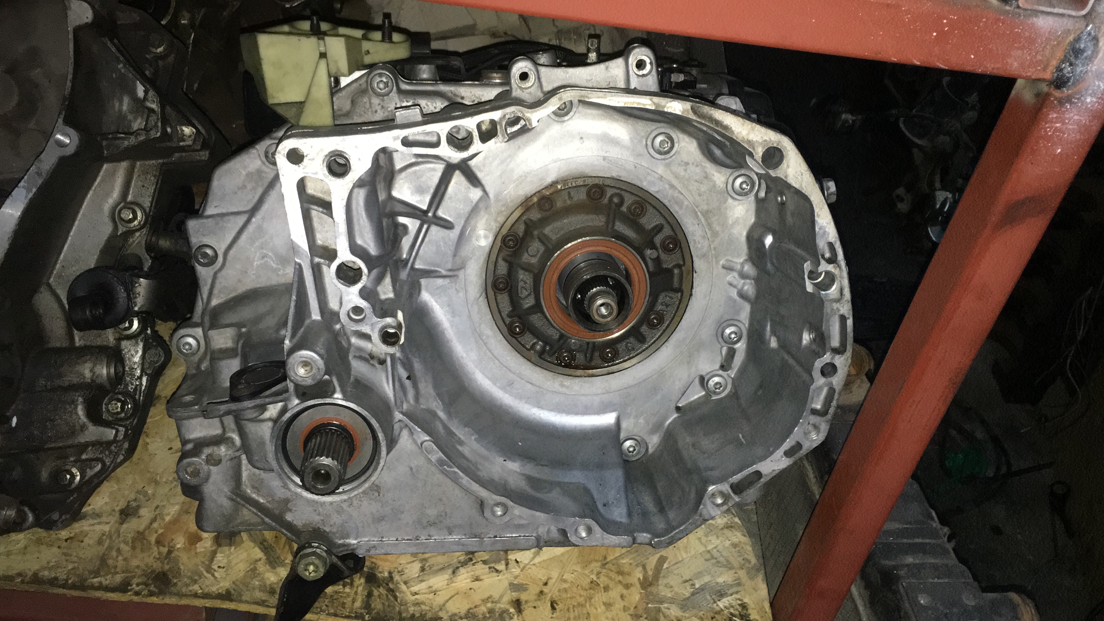Renault megane 3 çıkma orjinal otomatik şanzıman Renault megane 3 çıkma orjinal otomatik şanzıman