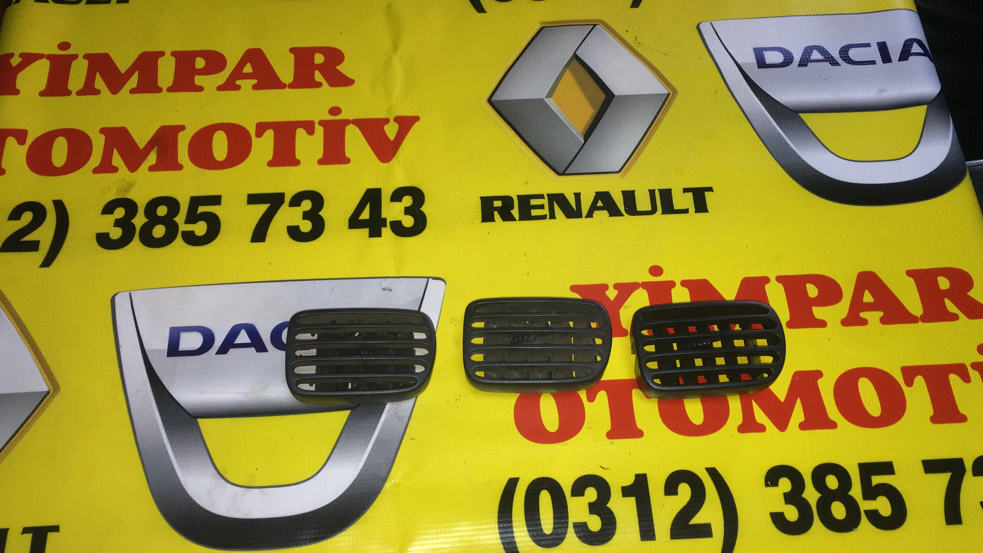 Renault megane 1 çıkma göğüs difizörleri Renault megane 1 çıkma göğüs difizörleri