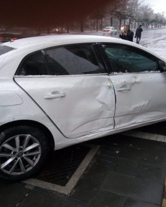 Megane 4 çıkma parça