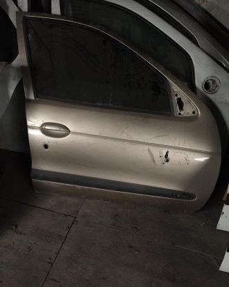 Renault megane 1 çıkma sağ ön kapı