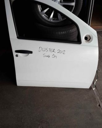 Dacıa duster çıkma hatasız sağ ön kapı