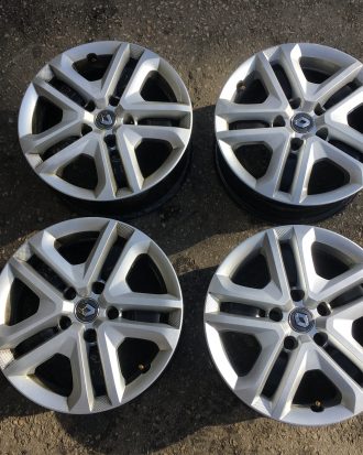 Renault megane 4 çıkma jant ve kapağı