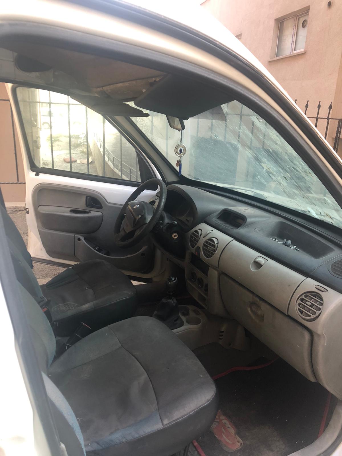 Renault kangoo 2 çıkma orjinal dolu torpido Renault kangoo 2 çıkma orjinal dolu torpido