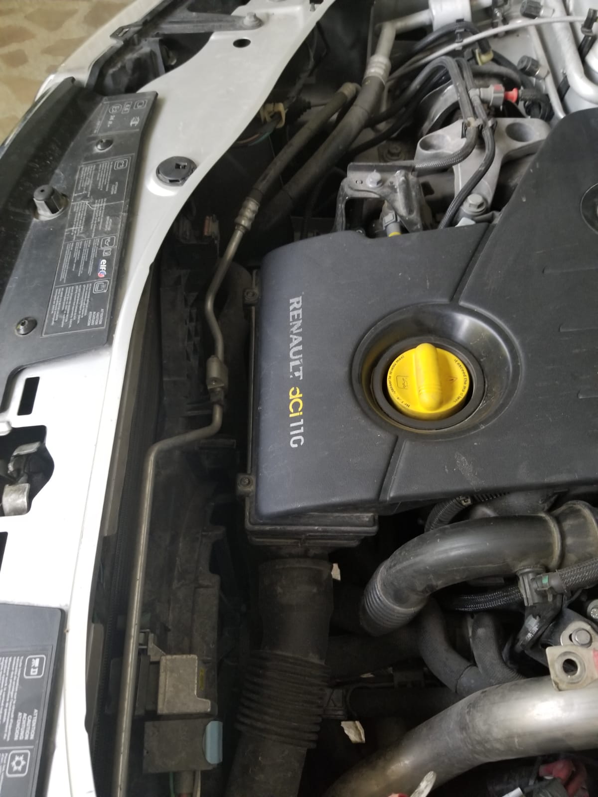Dacıa duster 1.5 dizel çıkma orjinal hava filitresi Dacıa duster 1.5 dizel çıkma orjinal hava filitresi