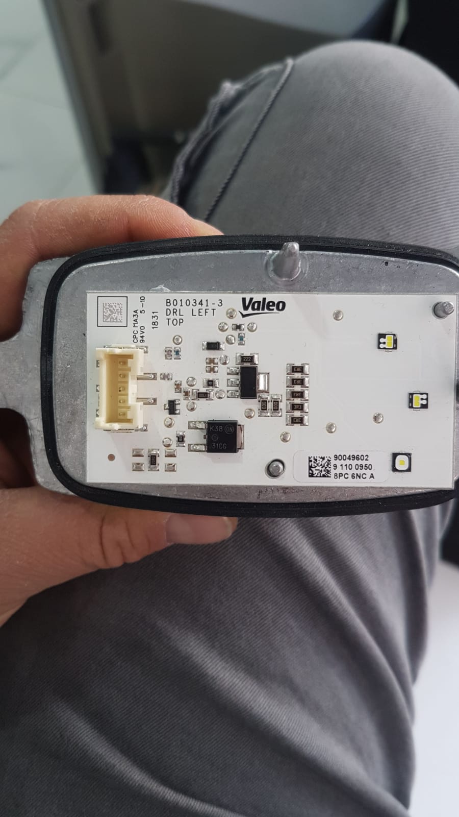 Renault megane 4 çıkma orjinal led beyni Renault megane 4 çıkma orjinal led beyni