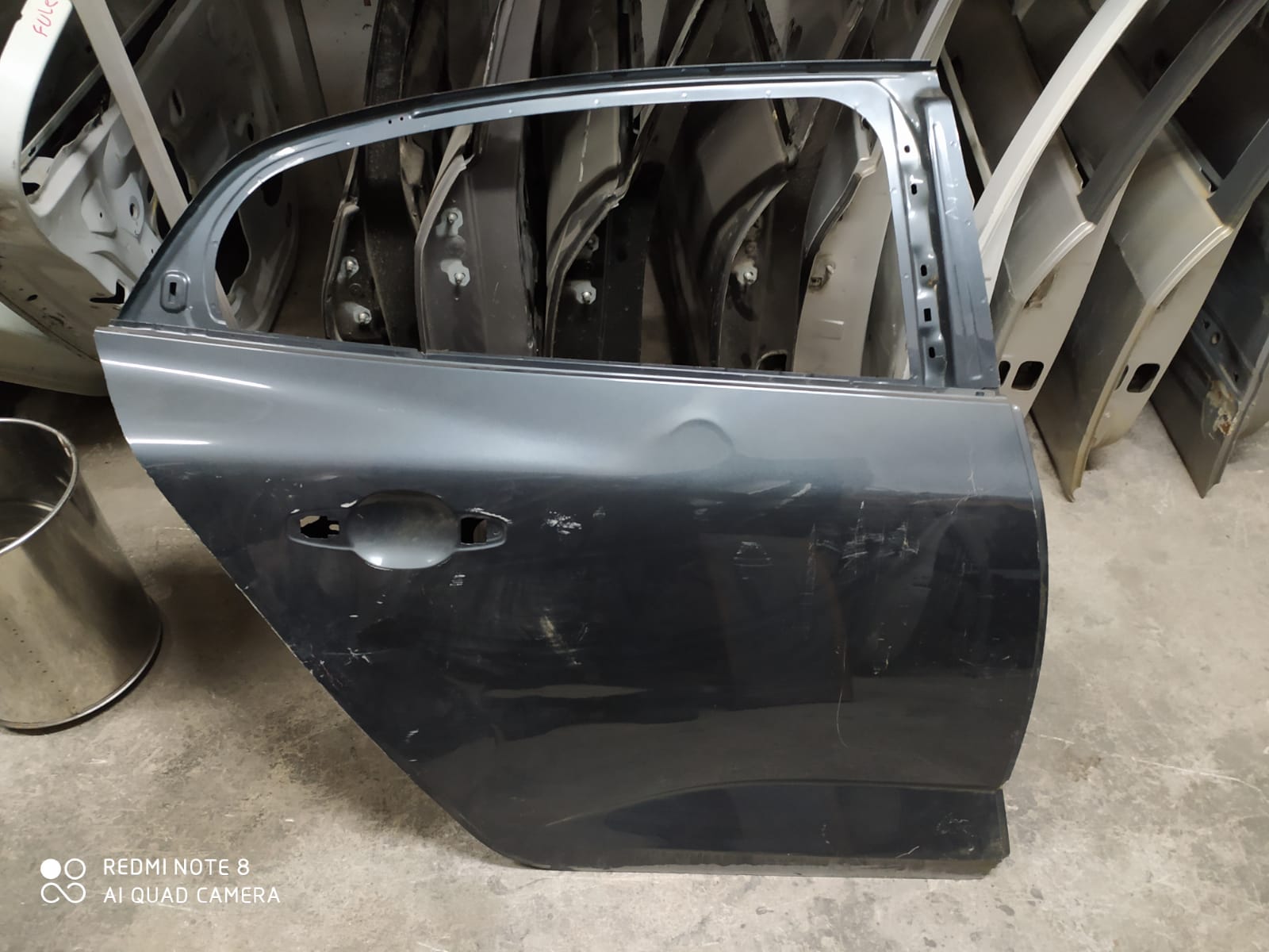 Renault megane 4 çıkma orjinal sağ arka kapı Renault megane 4 çıkma orjinal sağ arka kapı
