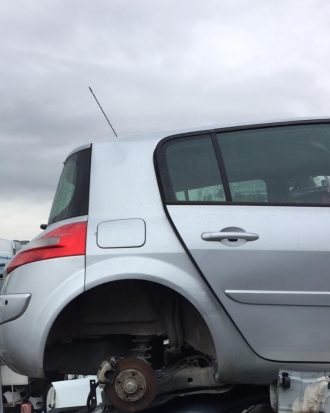 Renault megane 2 çıkma komple arka
