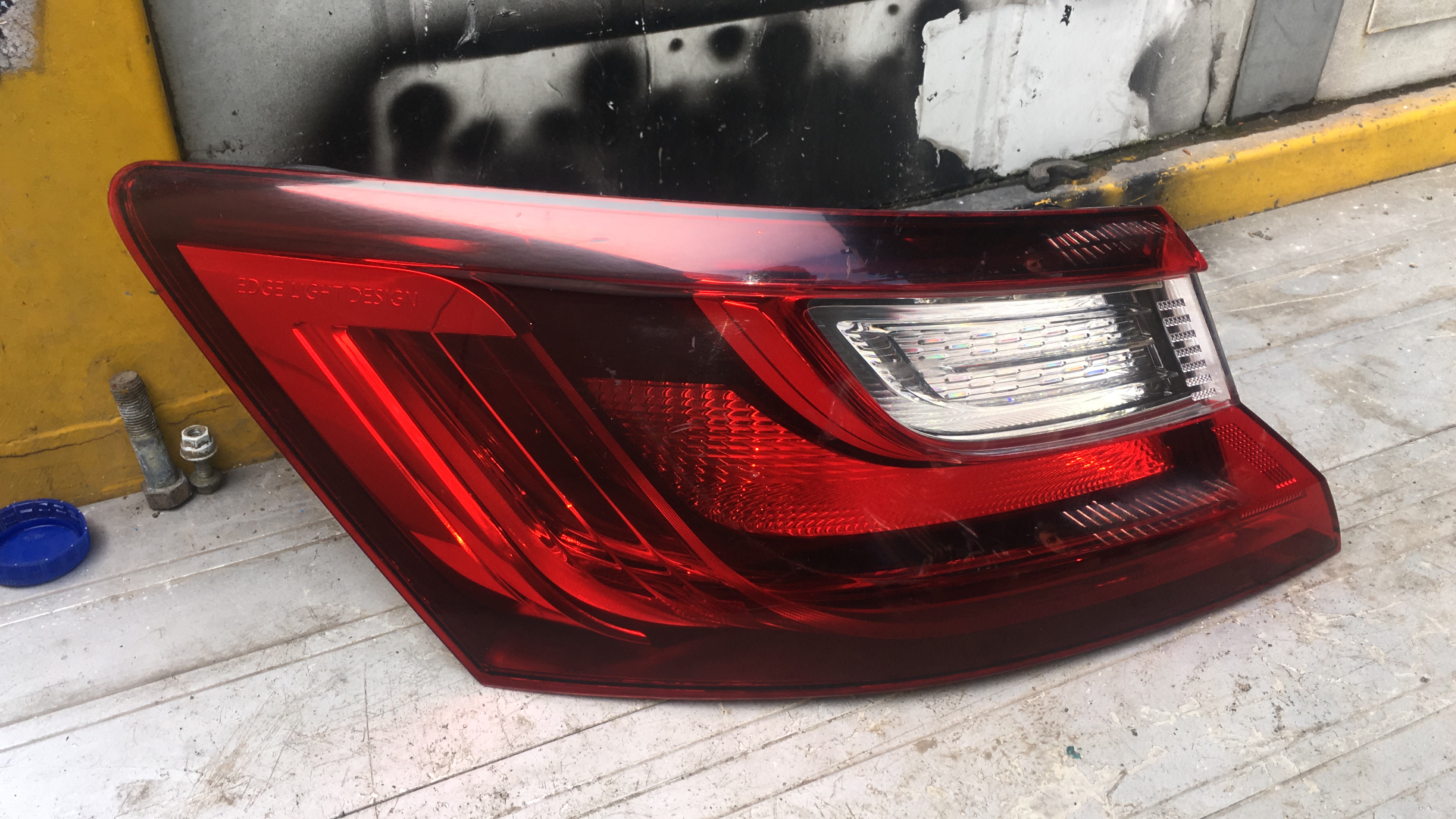 Renault megane 4 çıkma orjinal sol stop Renault megane 4 çıkma orjinal sol stop