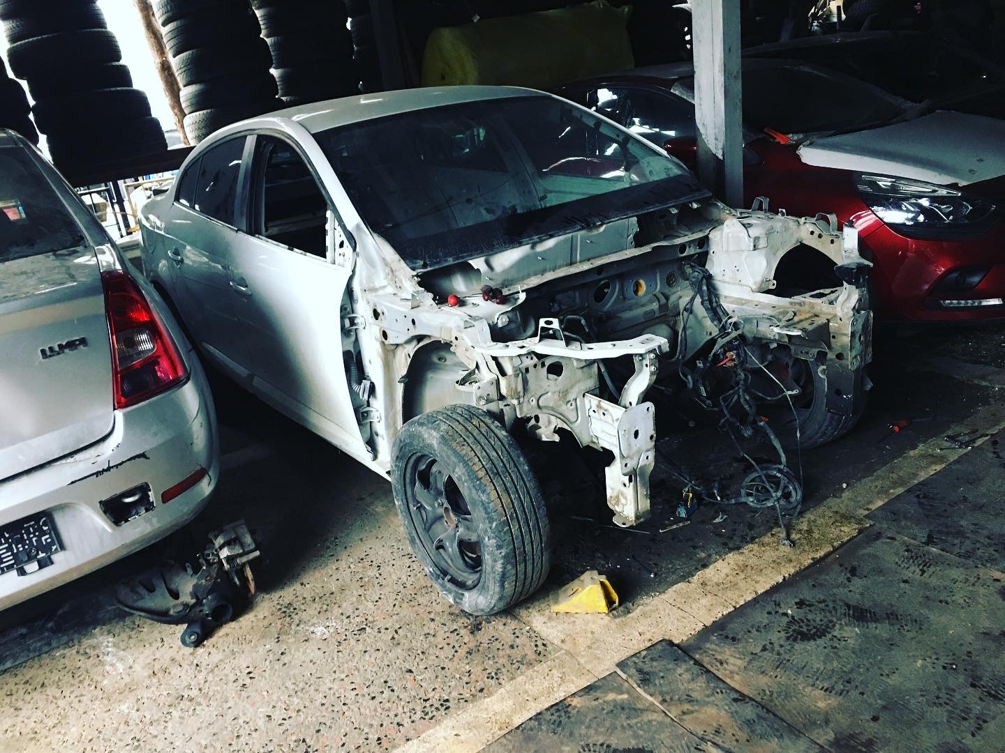Renault fluence beyaz komple kupa Renault fluence beyaz komple kupa