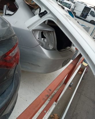 Renault symbol çıkma sol arka çamurluk