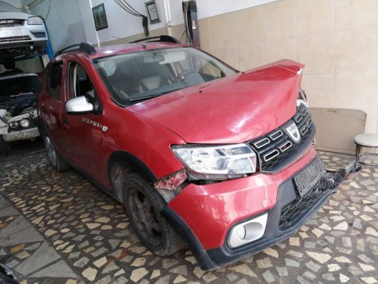Dacıa sandero stepway çıkma yedek parça
