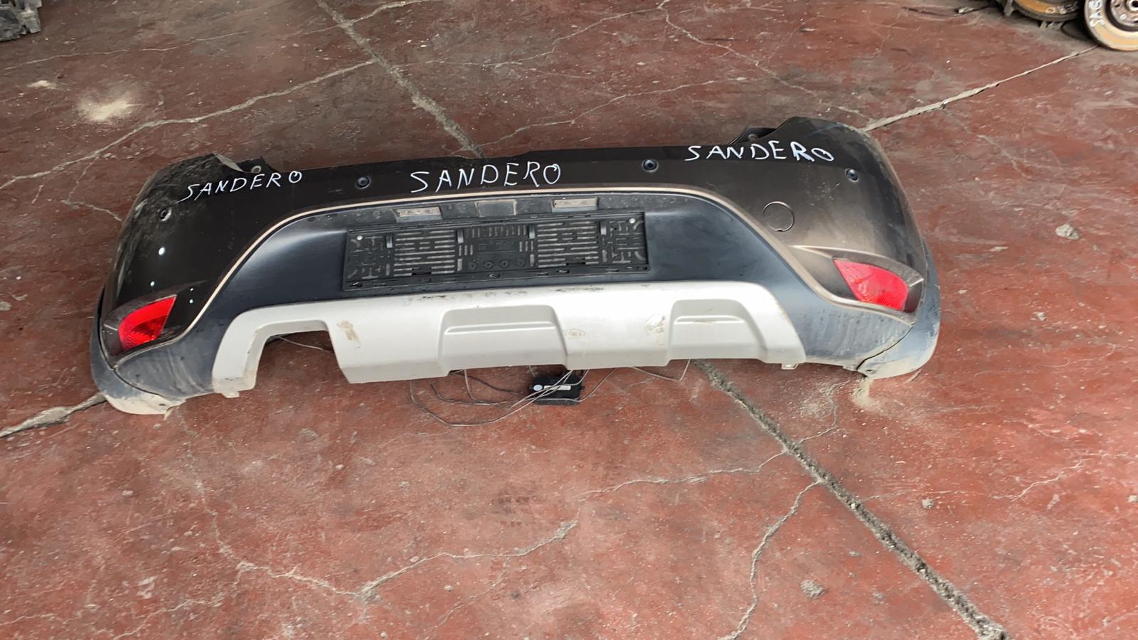 Dacıa sandero stepway çıkma orjinal hatasız arka tampon Dacıa sandero stepway çıkma orjinal hatasız arka tampon