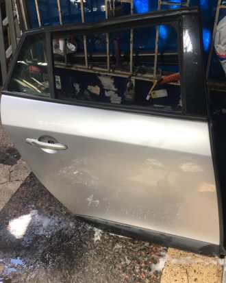 Renault megane 3 sport tourer çıkma hatasız gri renk sağ arka kapı