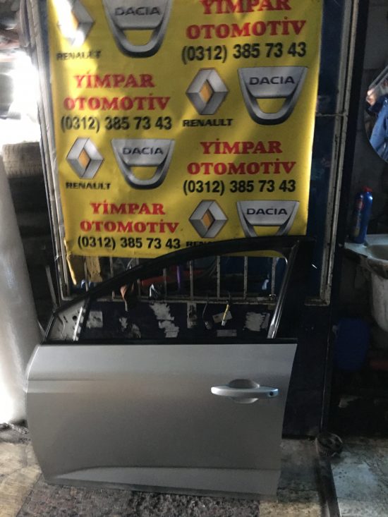 Renault megane 4 çıkma hatasız gri renk sol ön kapı