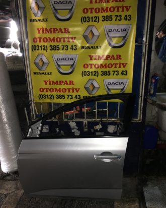 Renault megane 4 çıkma hatasız gri renk sol ön kapı