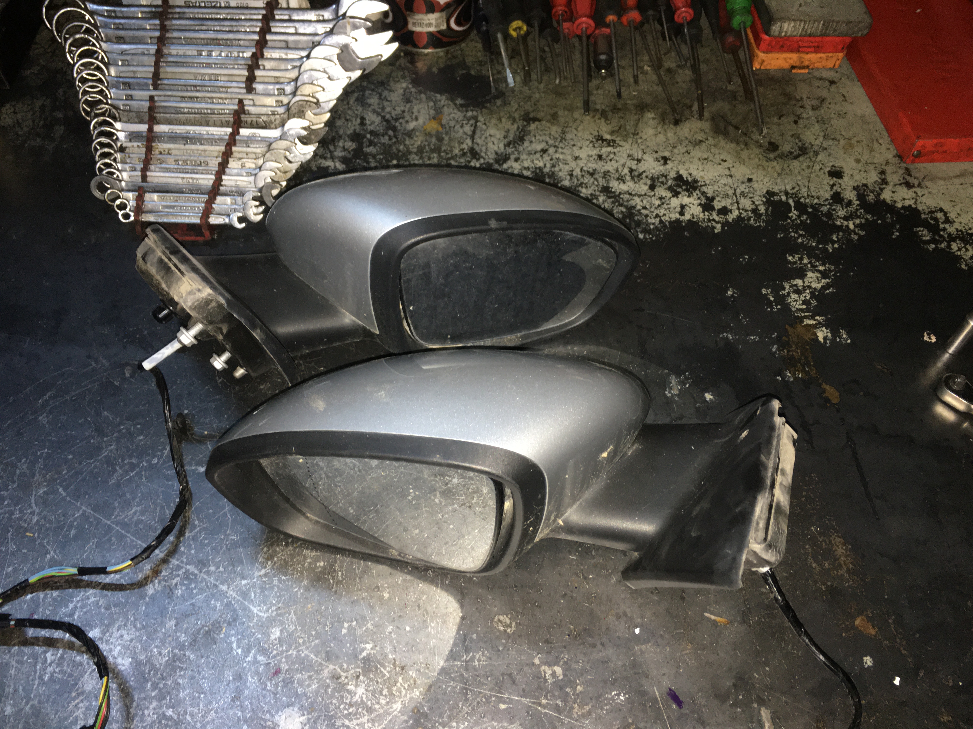 Renault megane 4 çıkma orjinal sağ sol dikiz aynası Renault megane 4 çıkma orjinal sağ sol dikiz aynası
