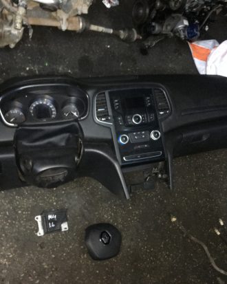 Renault megane 4 çıkma orjinal göğüs torpido airbag takımı