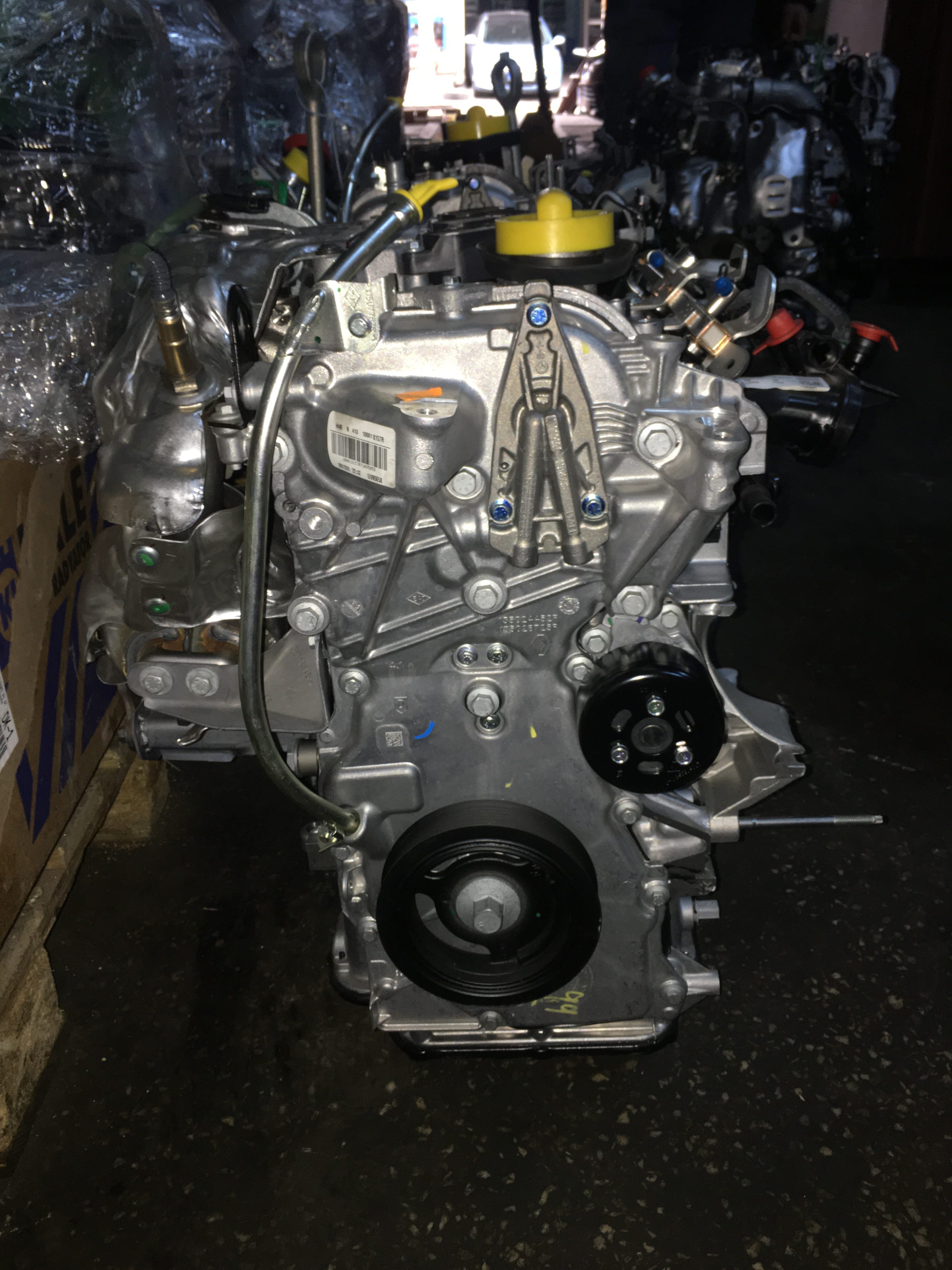 Renault captur clio 4 symbol 0.9 TCE H4BB410 100018157R komple sıfır sandık motor Renault captur clio 4 symbol 0.9 TCE H4BB410 100018157R komple sıfır sandık motor