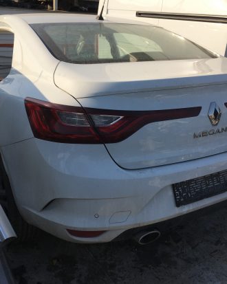 Renault megane 4 çıkma hatasız beyaz renk kesme tavan arka komple kupa