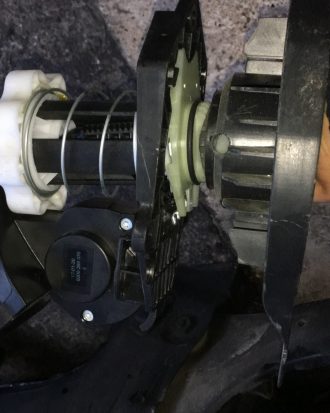 Renault clio 4 çıkma orjinal istetme aparatı