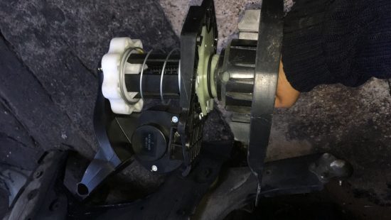 Renault clio 4 çıkma orjinal istetme aparatı Renault clio 4 çıkma orjinal istetme aparatı