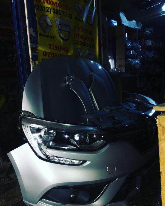 Renault megane 4 çıkma orjinal gri renk komple ön set Renault megane 4 çıkma orjinal gri renk komple ön set