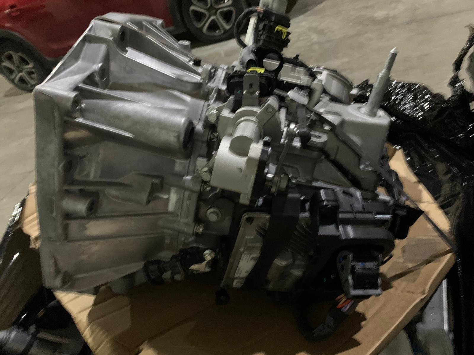 Dacia Logan II Sandero II Duster Komple Robotize Şanzıman JS3 002 320103663R Dacia Logan II Sandero II Duster Komple Robotize Şanzıman JS3 002 320103663R