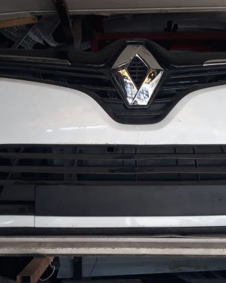 Renault clio 4 çıkma orjinal ön tampon