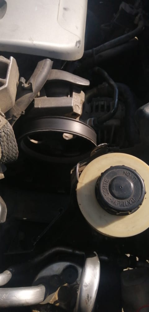 Renault megane 1 çıkma orjinal direksiyon poveri Renault megane 1 çıkma orjinal direksiyon poveri