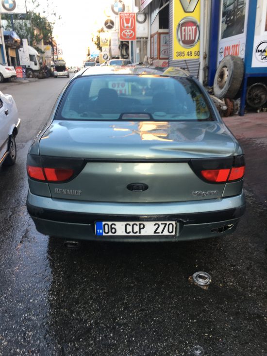 Renault megane 1 çıkma hatasız kupa Renault megane 1 çıkma hatasız kupa