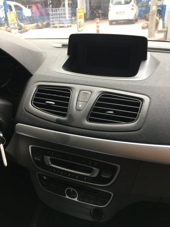 Renault Fluence Megane 3 Çıkma orijinal göğüs torpido airbag seti